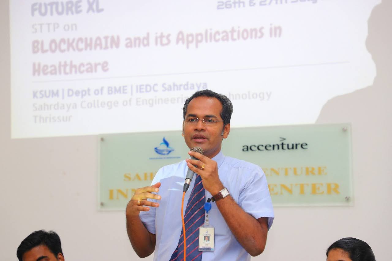 “Expert Talk: Blockchain Innovations in Healthcare”